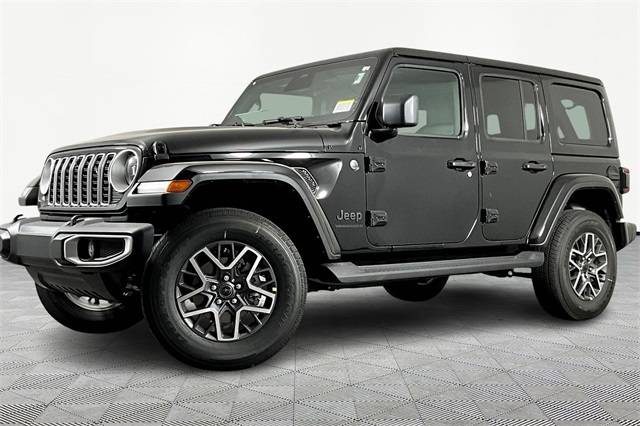 2026 Jeep Wrangler 4-Door Sahara's photo