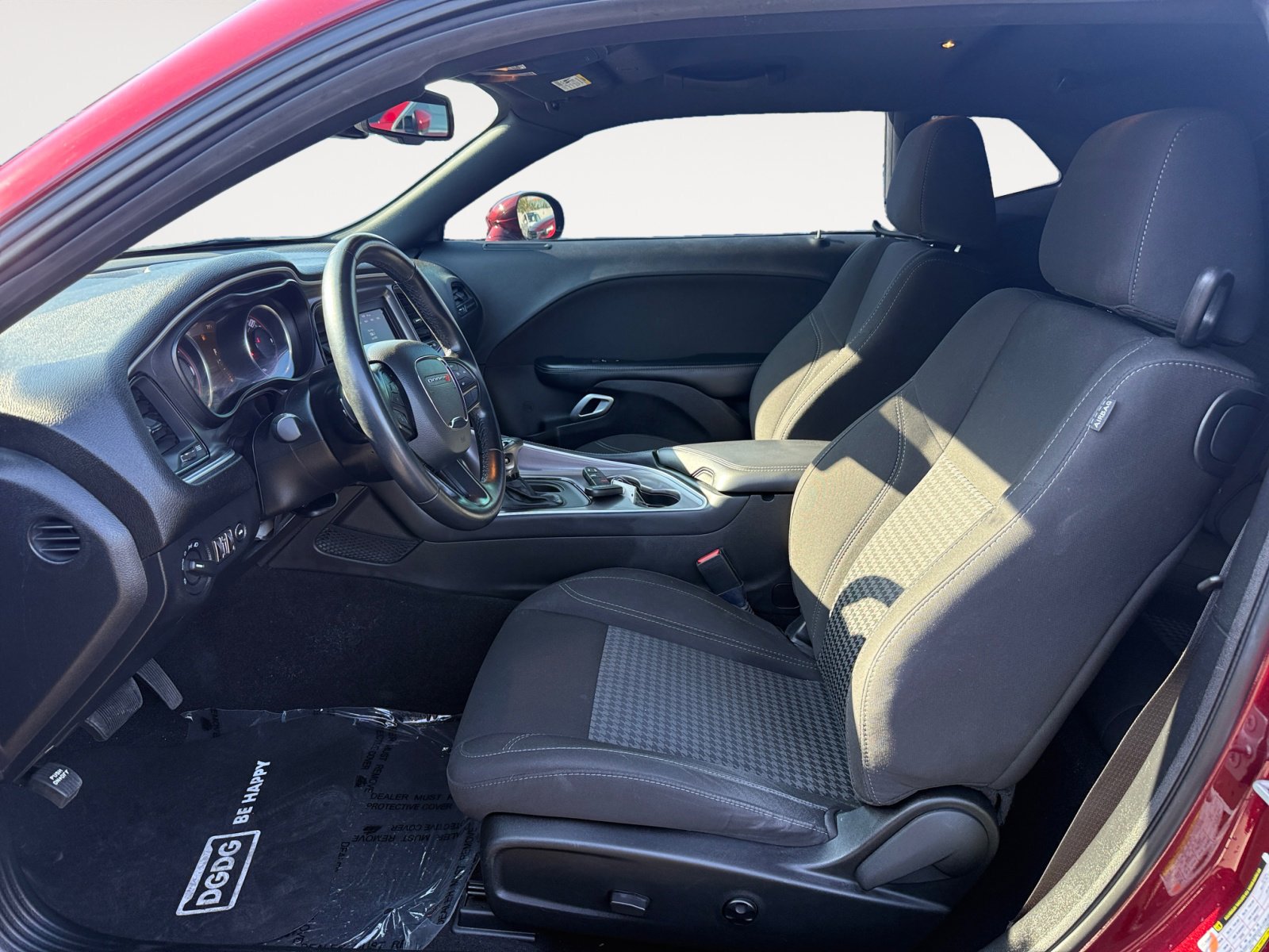 2021 Dodge Challenger SXT photo 10