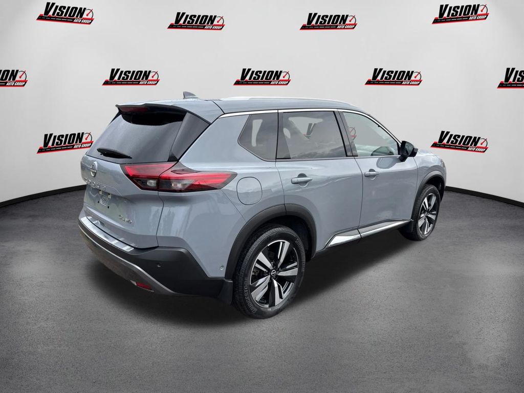 2023 Nissan Rogue SL photo 5