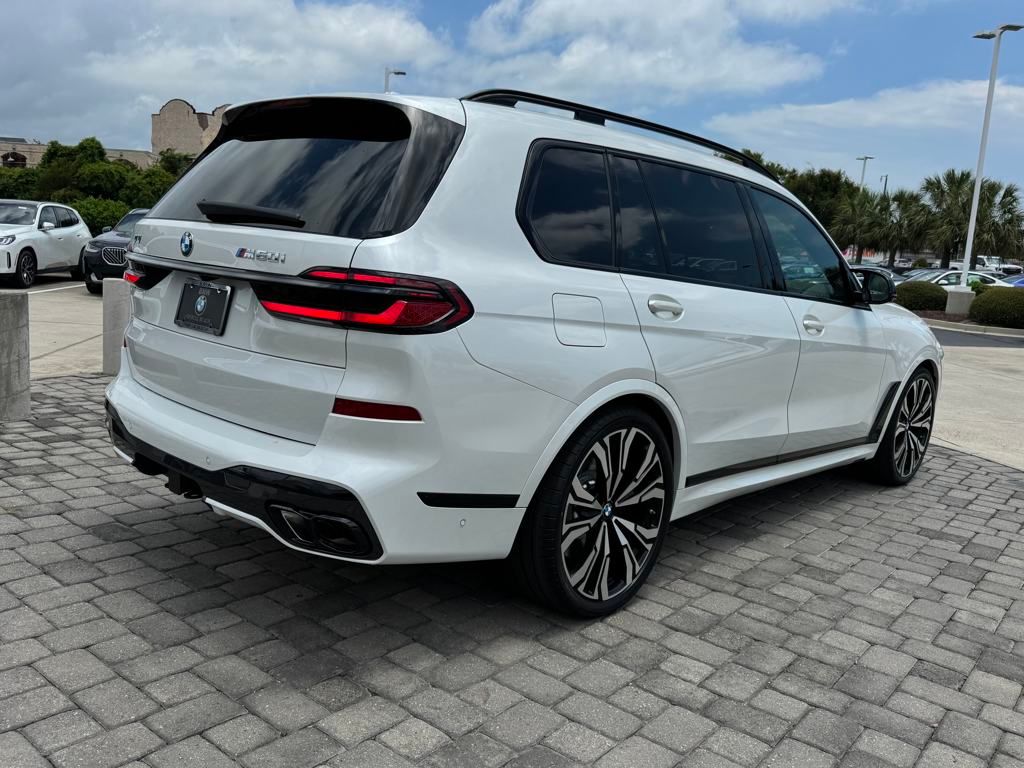 2026 Bmw X7 M60i photo 9