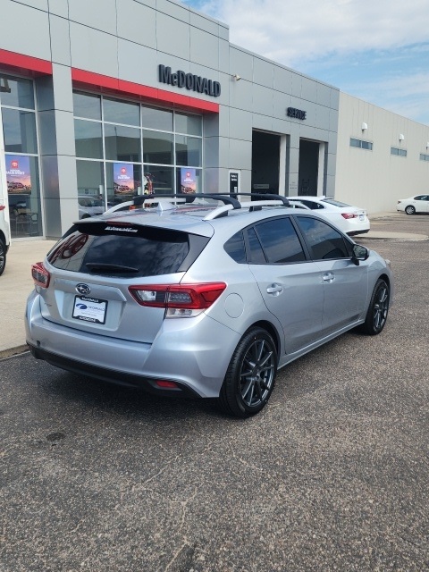 2023 Subaru Impreza Premium photo 6