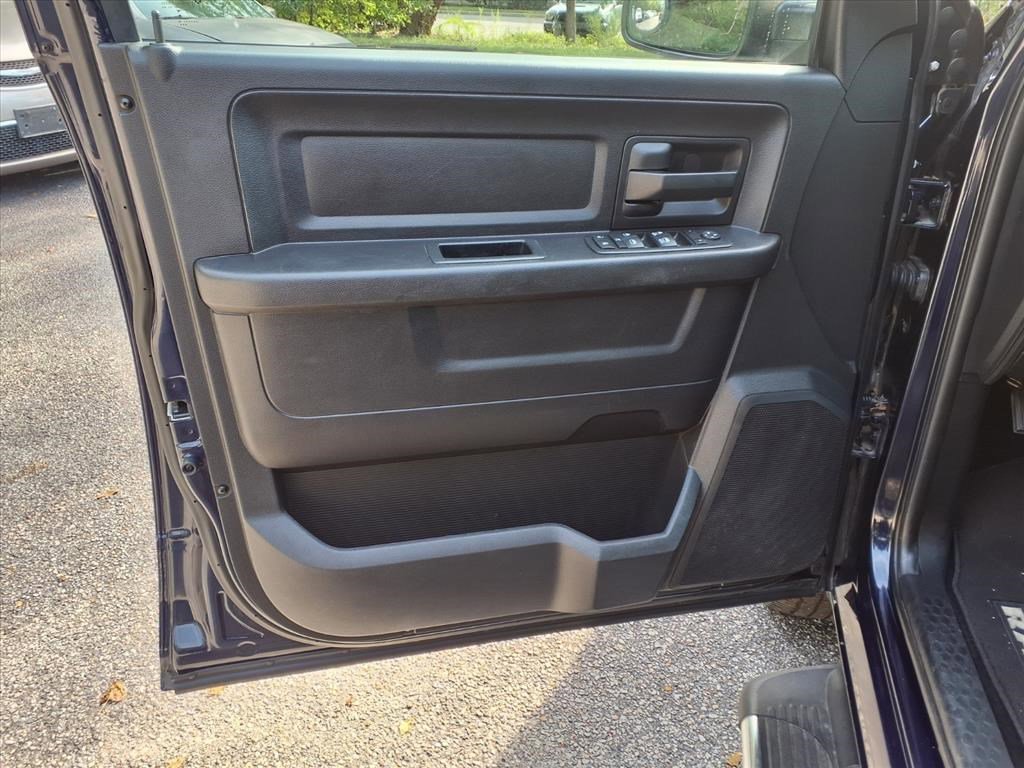 2016 Ram 1500 Express photo 10