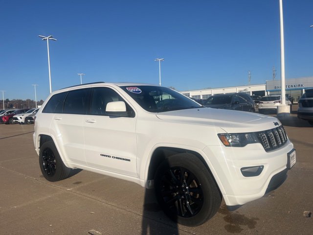 2020 Jeep Grand Cherokee Altitude's photo