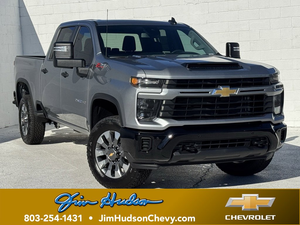 2026 Chevrolet Silverado HD Custom's photo