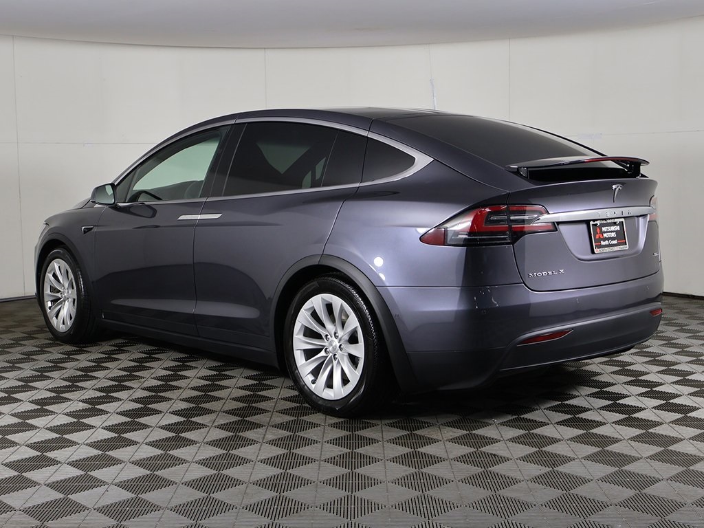 2018 Tesla Model X 75D photo 2