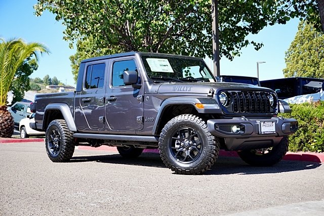 2025 Jeep Gladiator Willys's photo