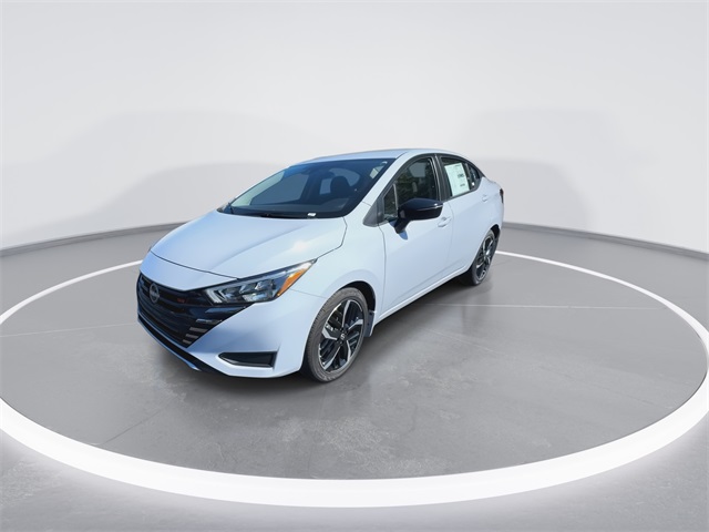 2025 Nissan Versa 1.6 SR photo 3