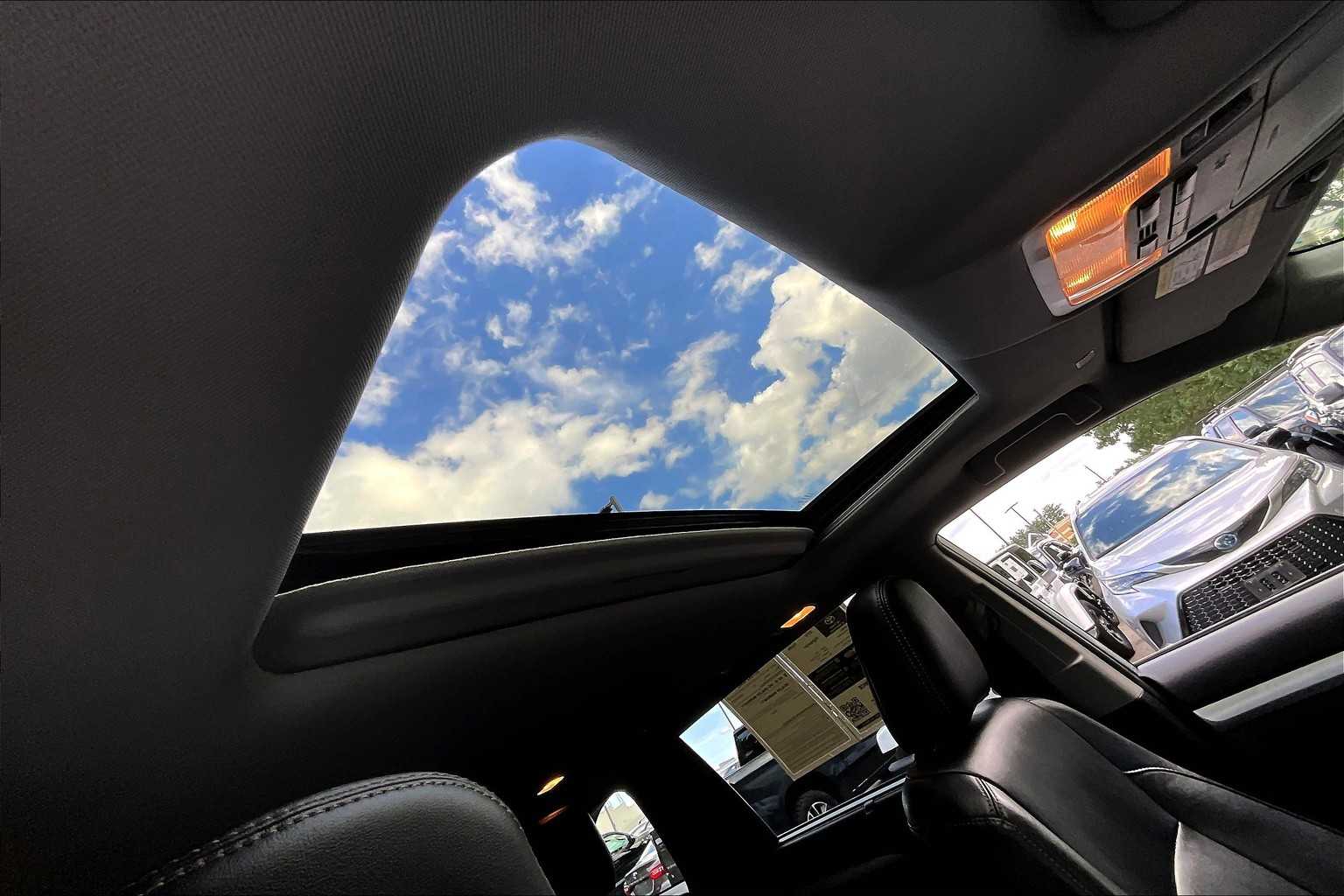 2019 Toyota Highlander XLE photo 13