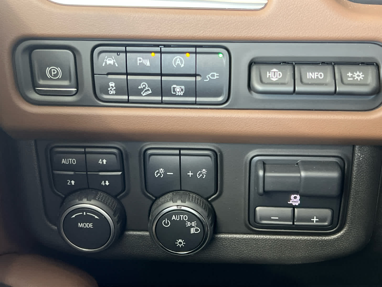 2022 Chevrolet Tahoe High Country photo 19