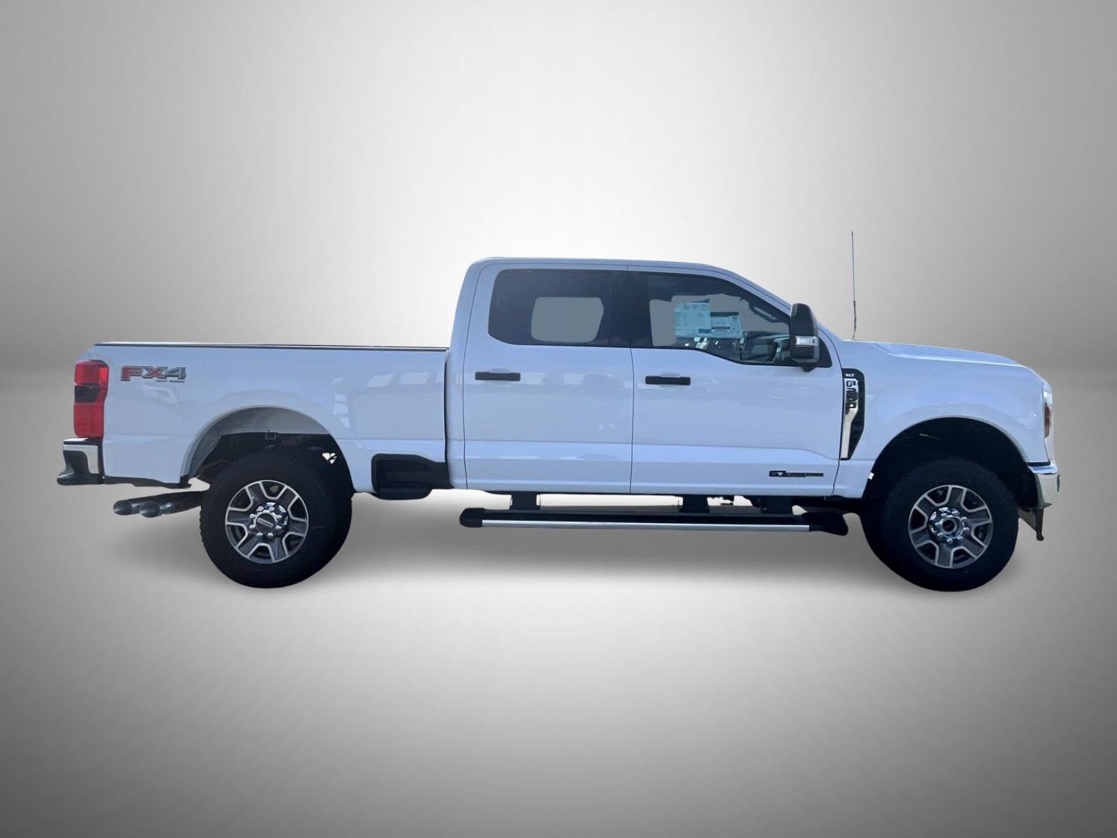 2025 Ford F-250 photo 4