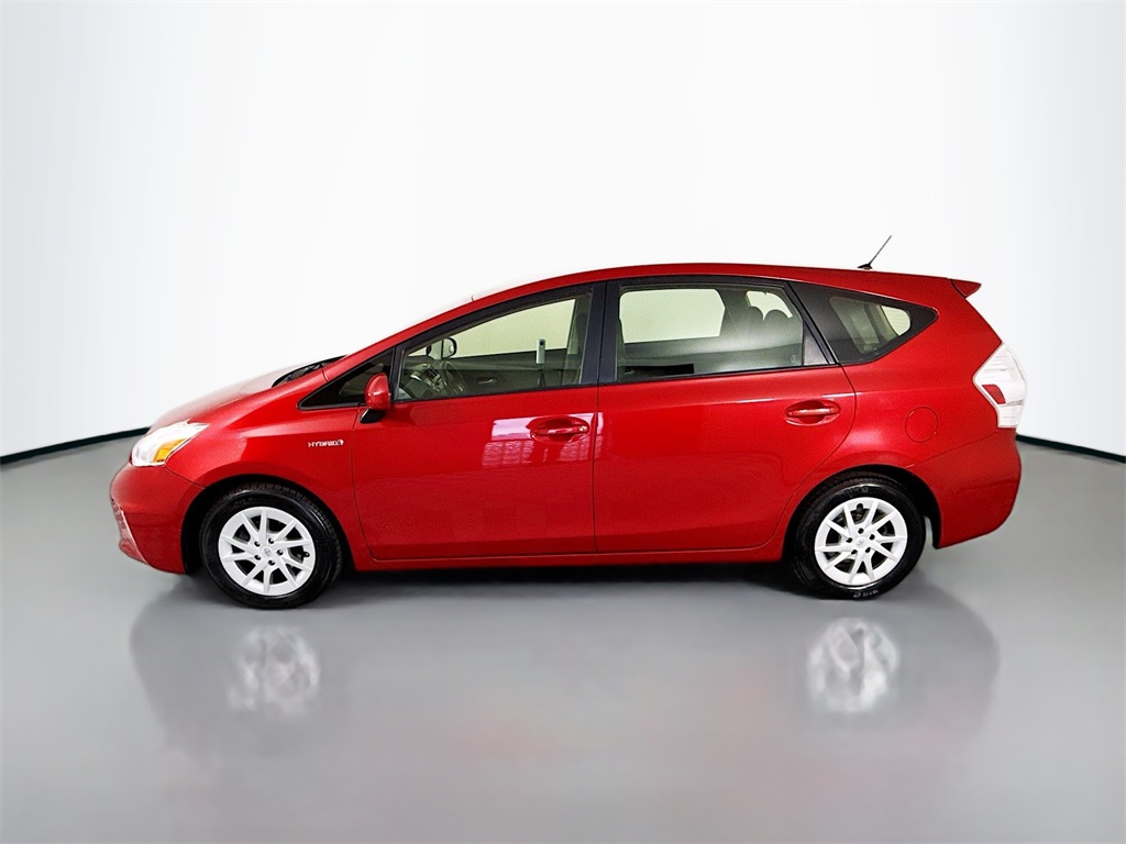 2013 Toyota Prius V Two photo 2
