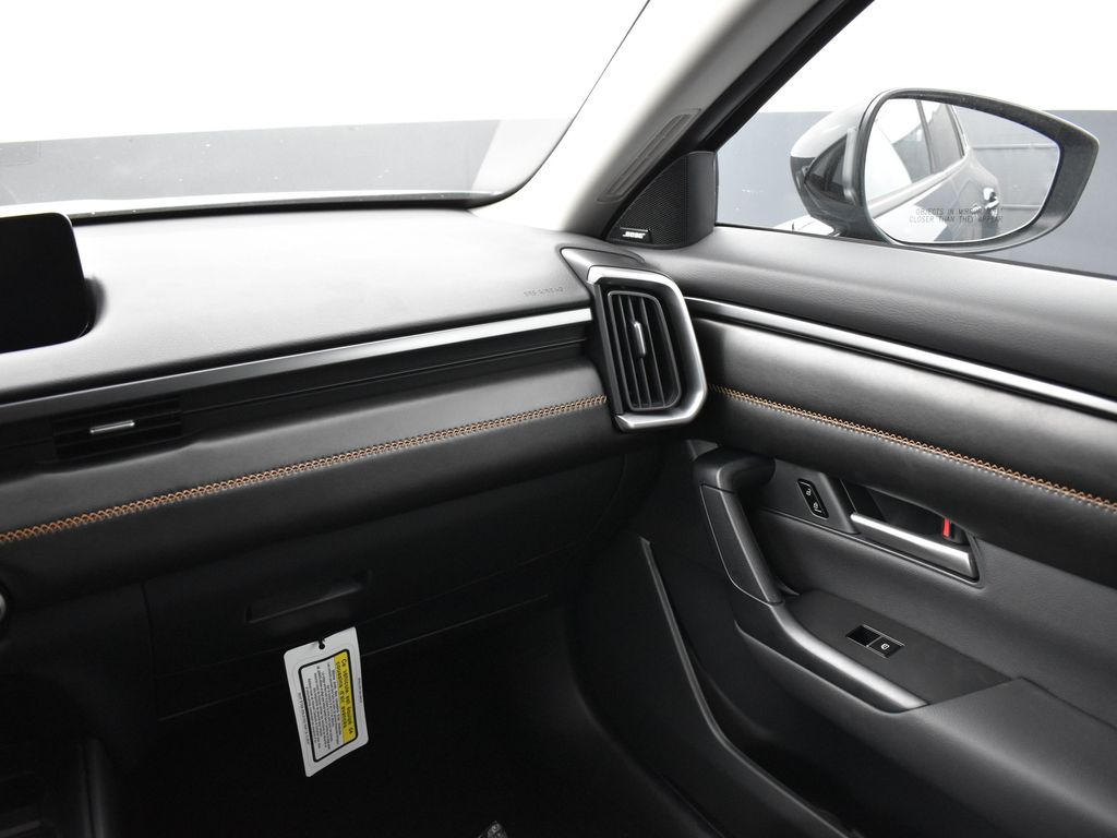 2025 Mazda CX-50 Premium photo 12