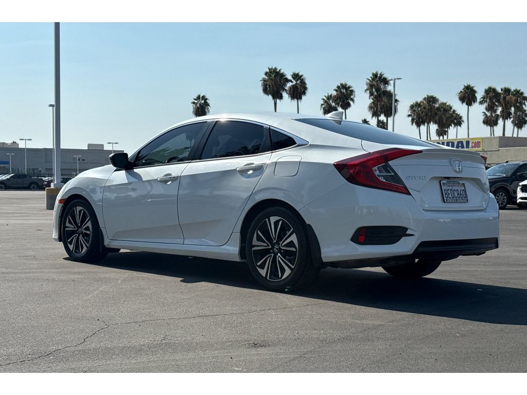 2018 Honda Civic EX-L photo 3