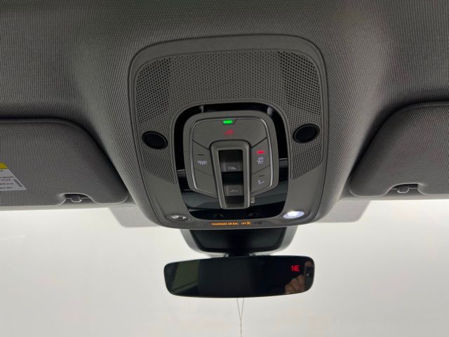 2023 Audi e-tron Premium photo 16