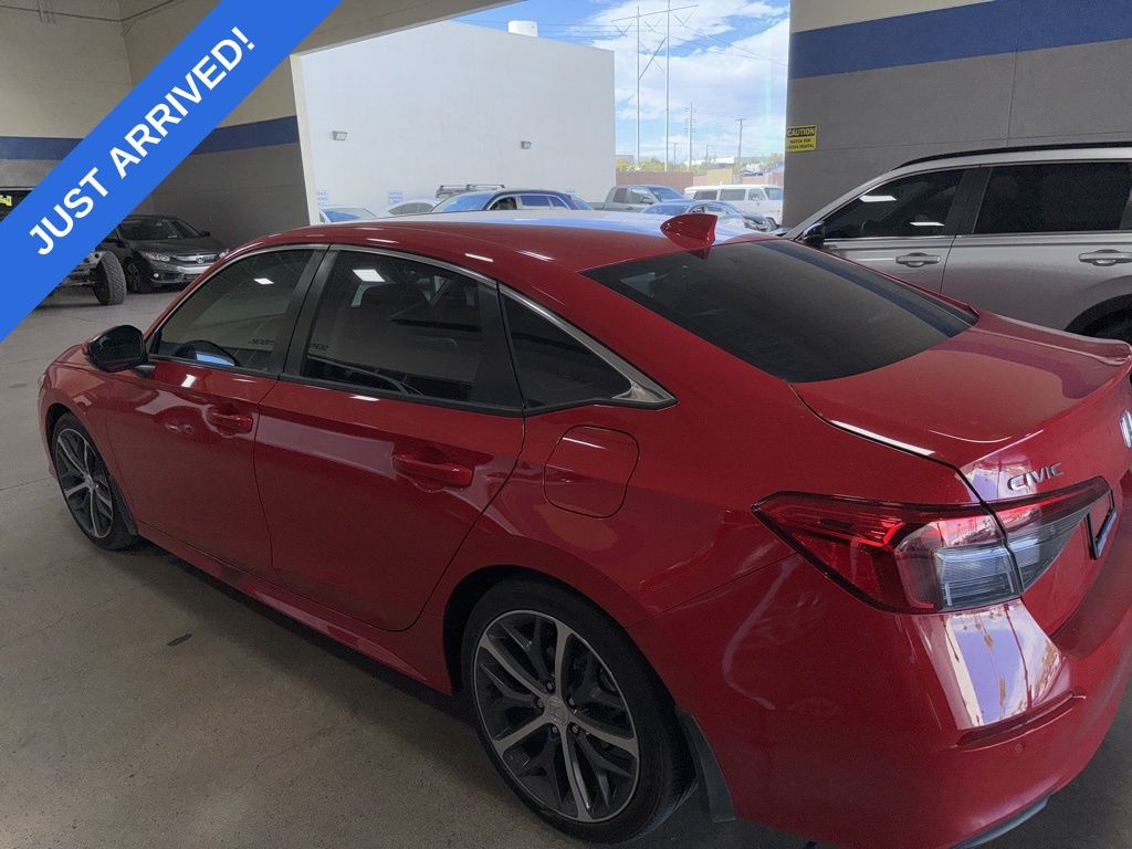 2022 Honda Civic Touring photo 4