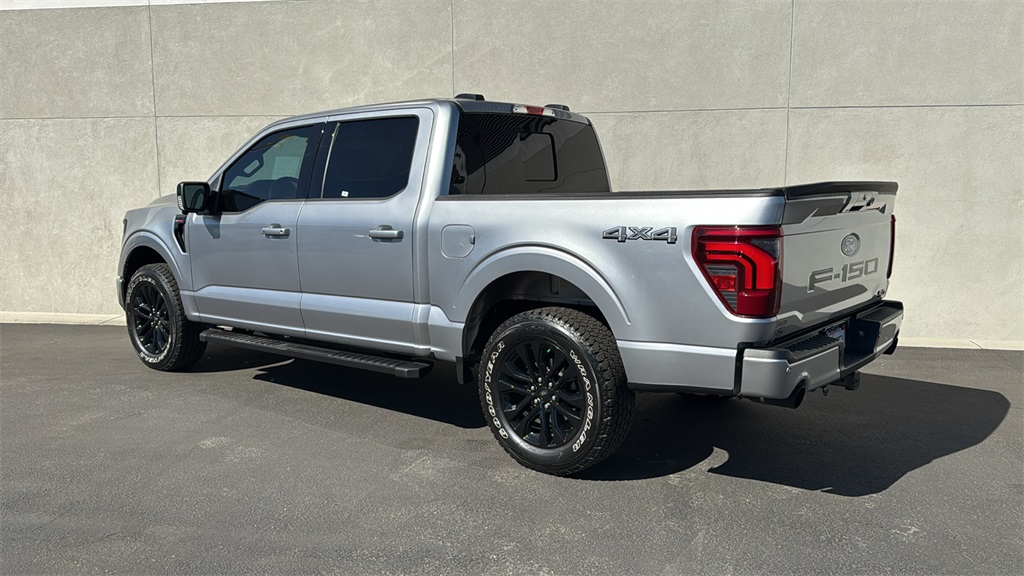 2025 Ford F-150 XLT photo 4
