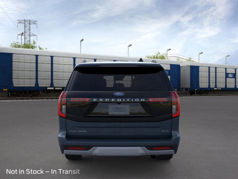 2025 Ford Expedition Platinum MAX photo 4