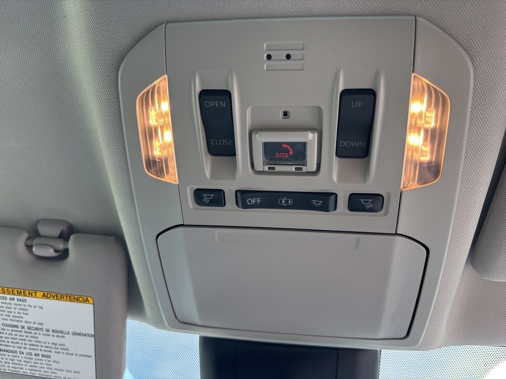 2021 Toyota Highlander XLE photo 37