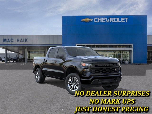2026 Chevrolet Silverado Base's photo
