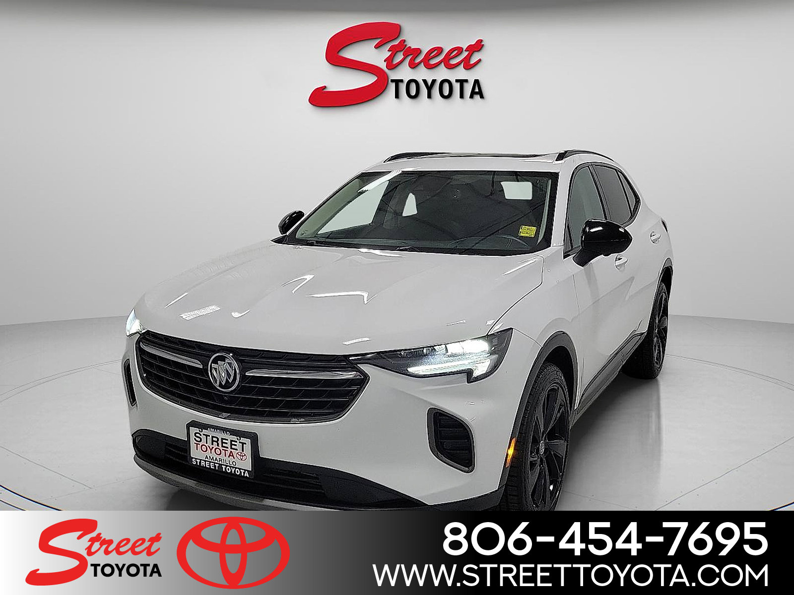 2022 Buick Envision Essence's photo