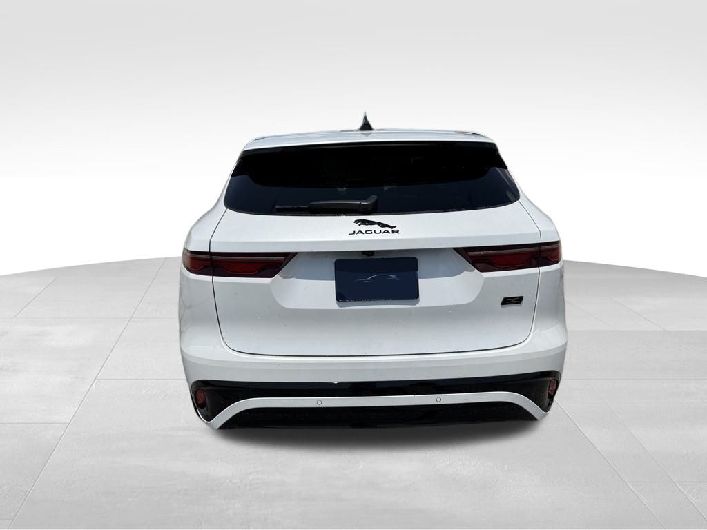 2026 Jaguar F-PACE P250 R-Dynamic S photo 9