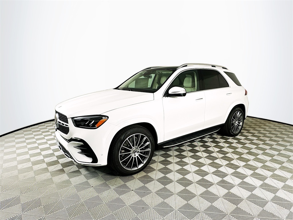 2026 Mercedes Benz GLE 450 4MATIC photo 3