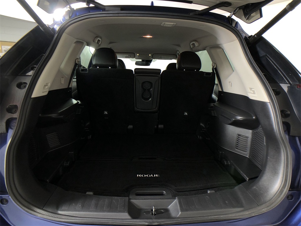 2018 Nissan Rogue SL photo 22
