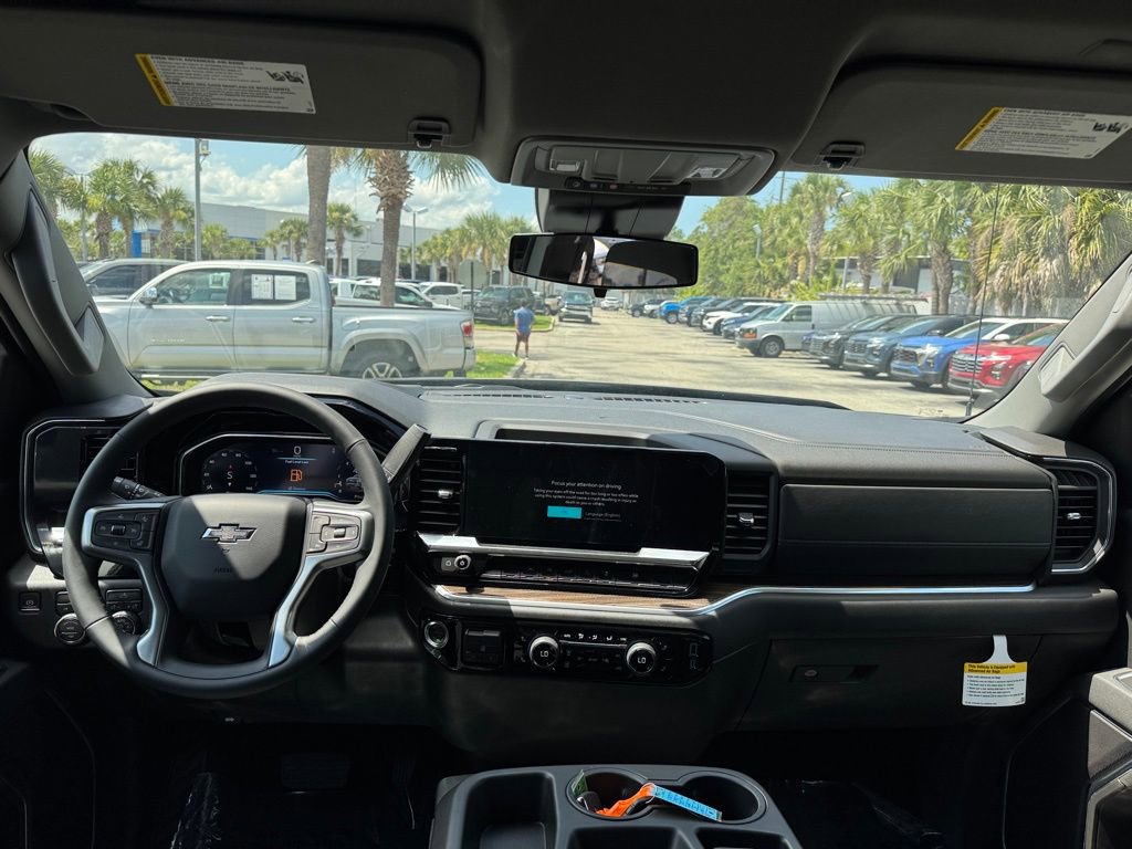 2025 Chevrolet Silverado 1500 RST photo 20