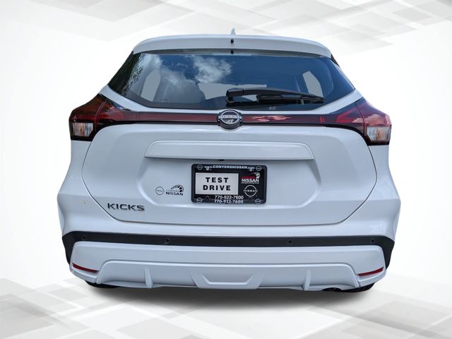 2025 Nissan Kicks Play S photo 4