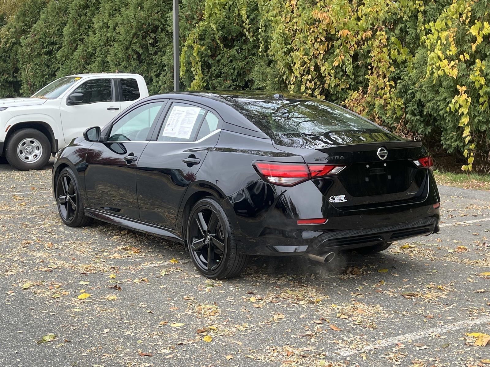 2023 Nissan Sentra SR photo 4