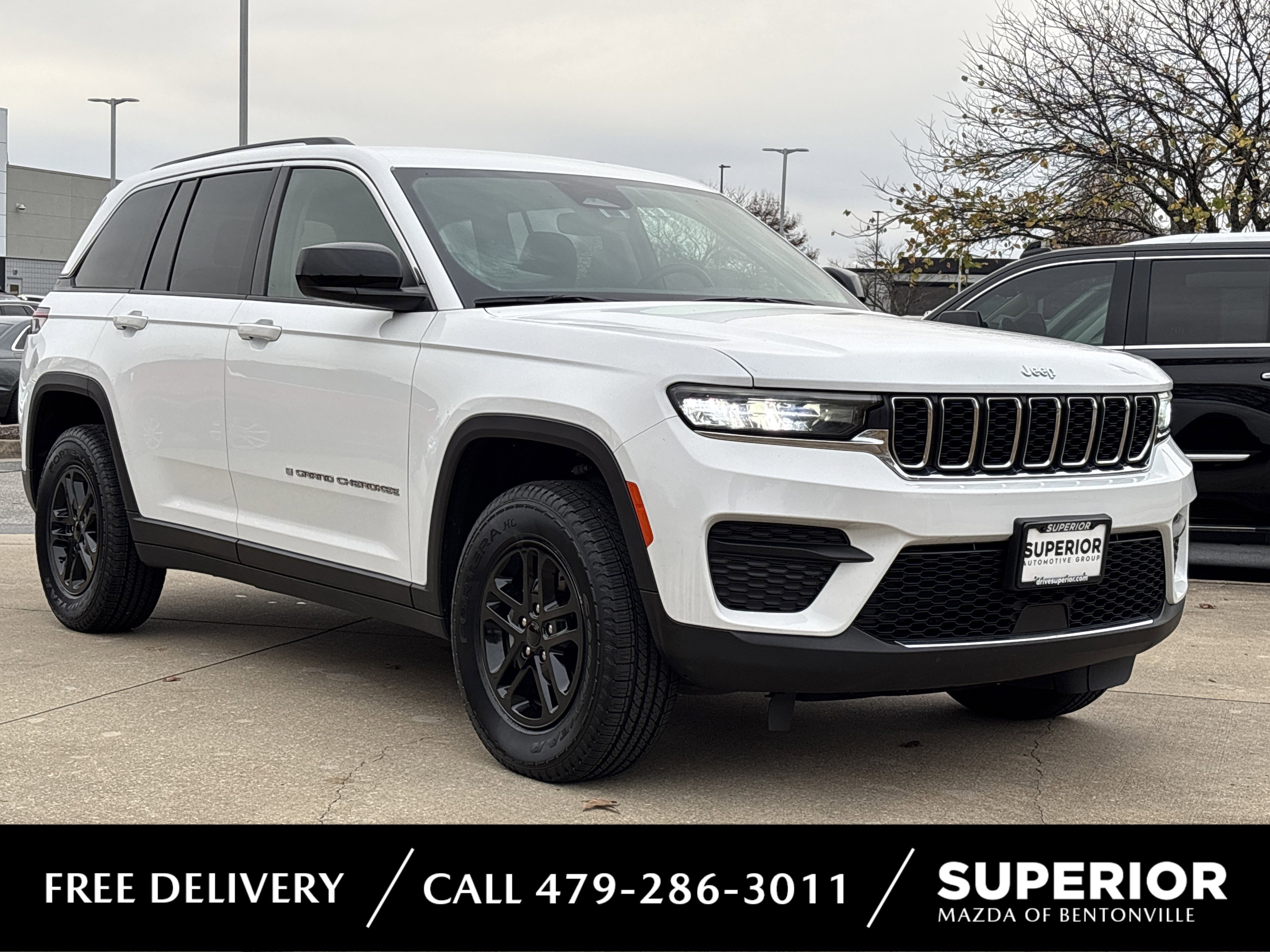 2022 Jeep Grand Cherokee Laredo's photo