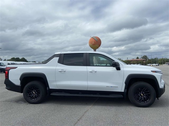 2024 Chevrolet Silverado EV Work Truck photo 2