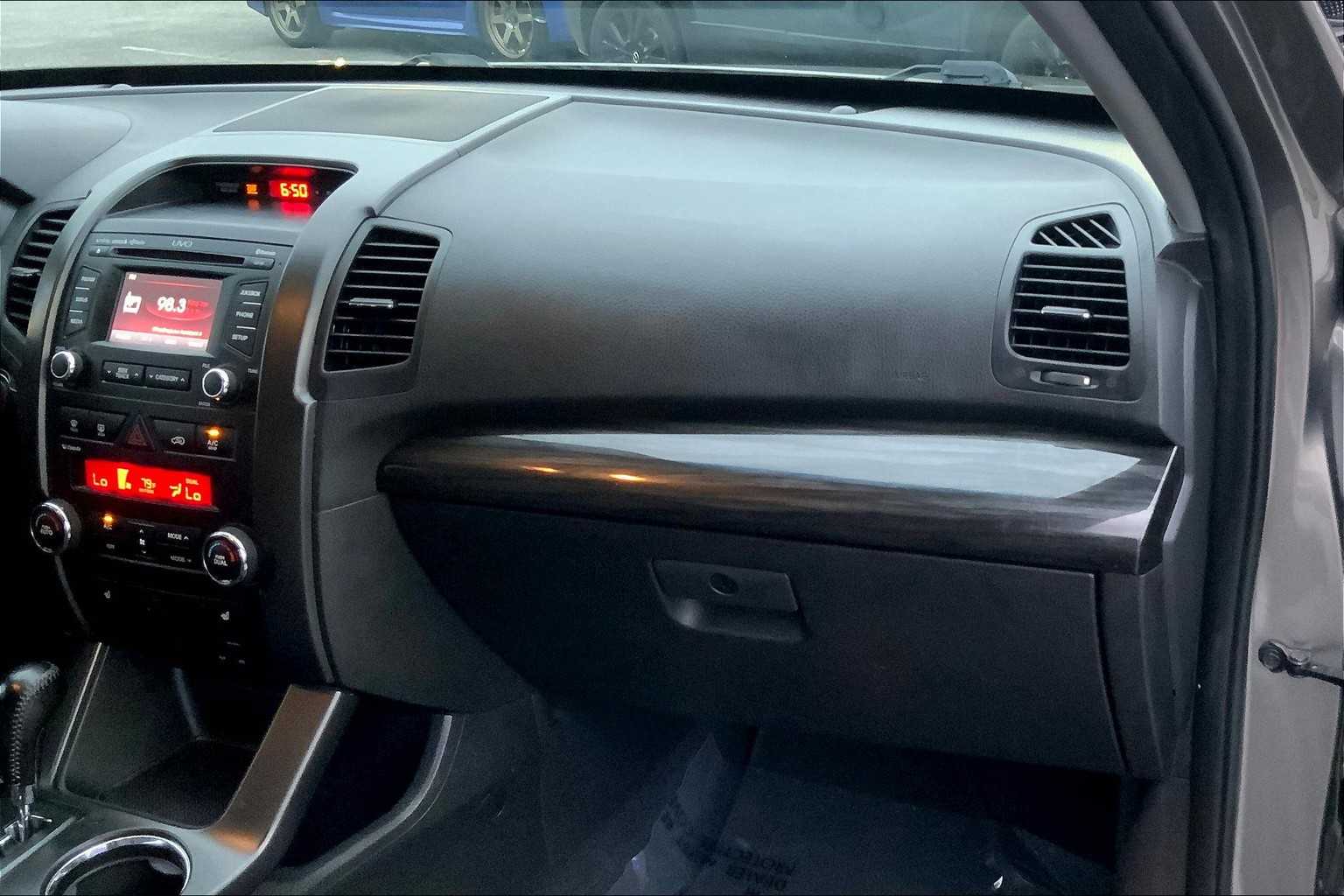 2013 Kia Sorento EX V6 photo 16