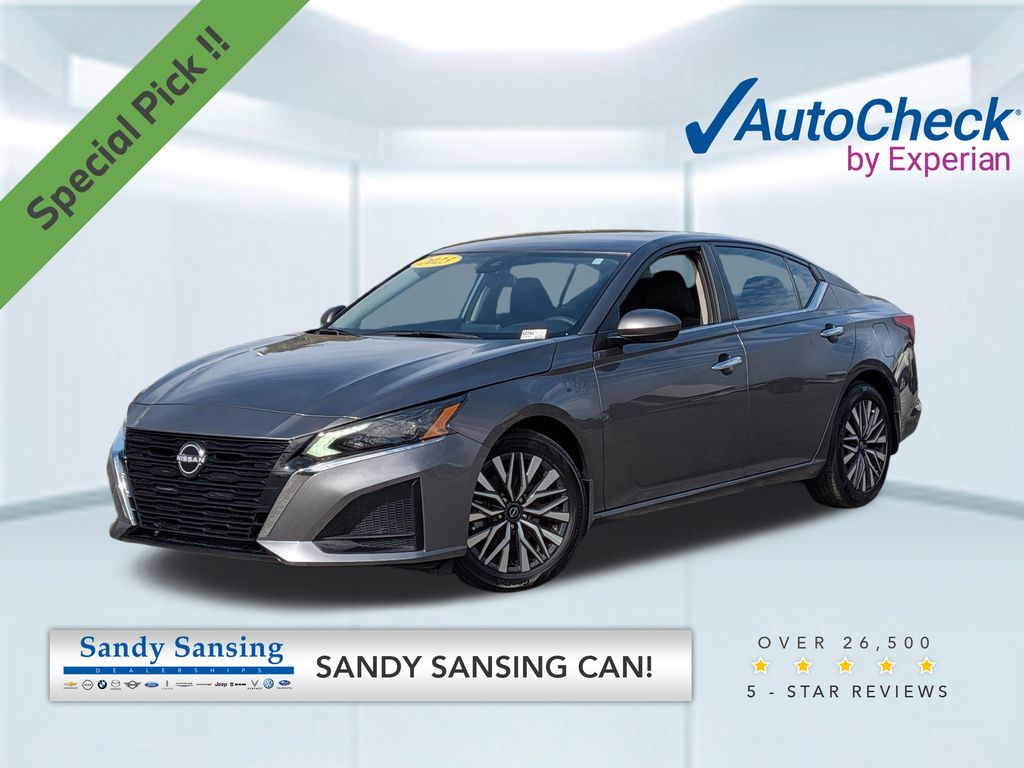 2023 Nissan Altima SV