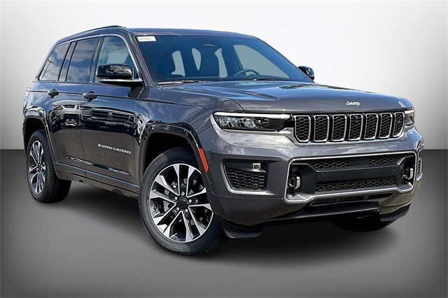 2024 Jeep Grand Cherokee Overland's photo