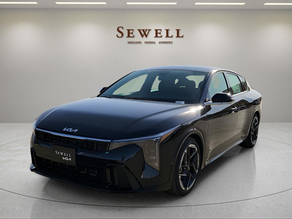 2025 Kia K4 GT-Line's photo