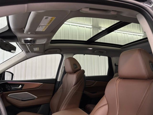 2024 Acura MDX Technology SH-AWD photo 9