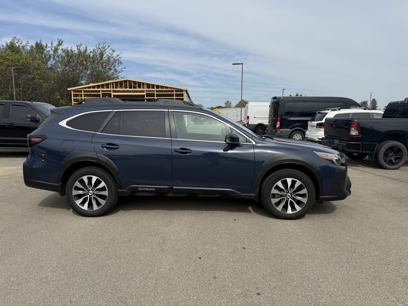 2023 Subaru Outback Limited XT photo 4