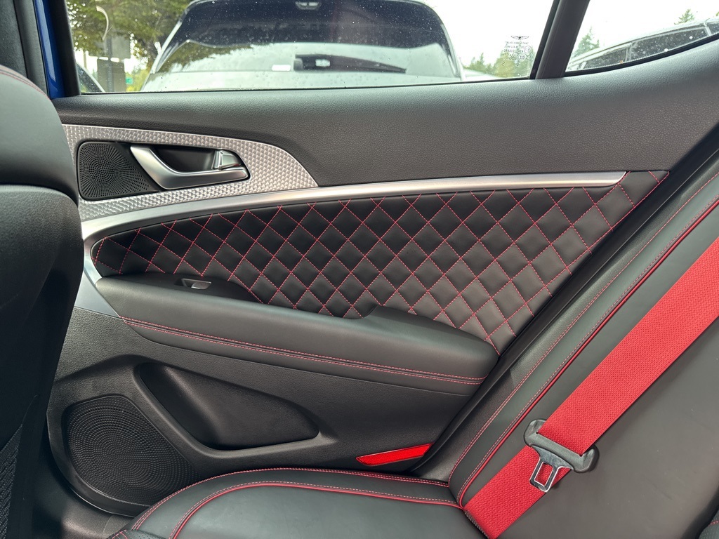 2022 Genesis G70 3.3T photo 40