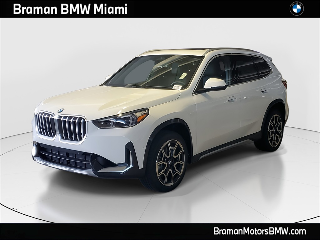 2026 BMW X1 28i's photo