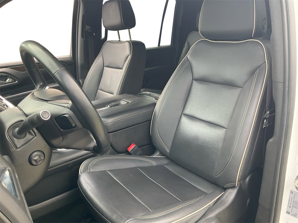 2023 Chevrolet Suburban Premier photo 25