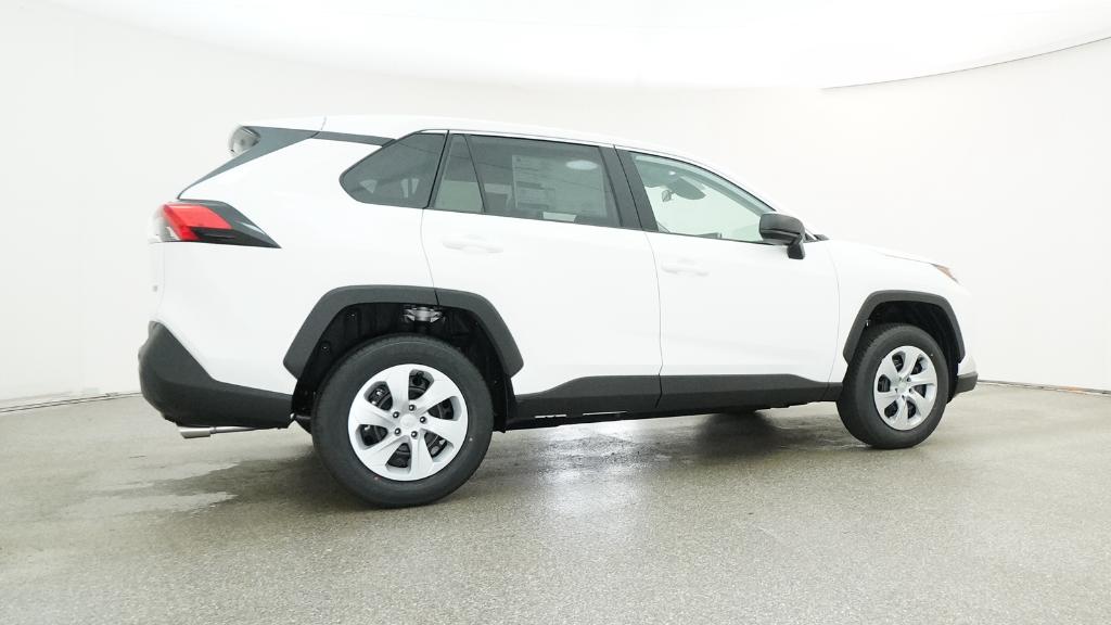 2025 Toyota RAV4 LE photo 24