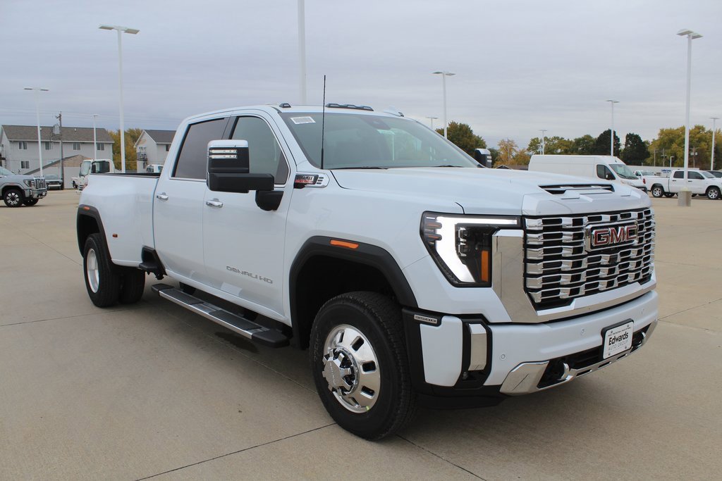 2026 GMC Sierra 3500HD Denali's photo