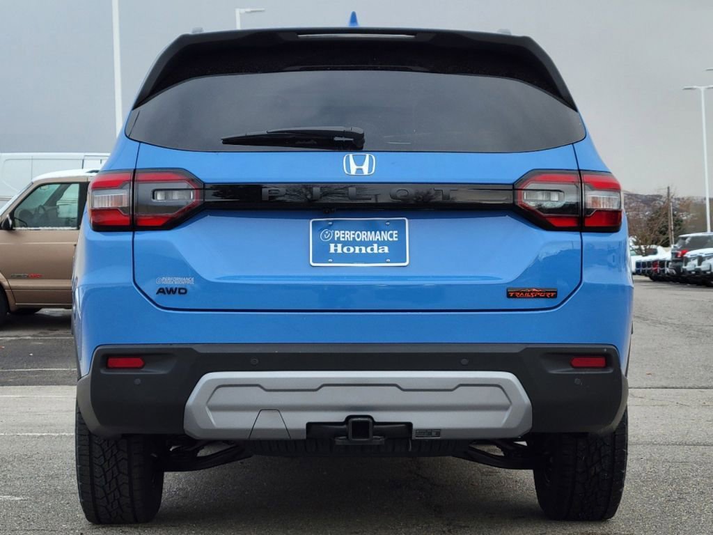 2025 Honda Pilot TrailSport photo 6