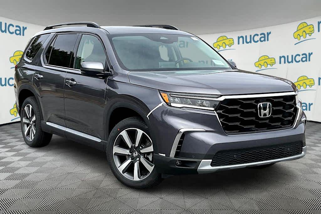2025 Honda Pilot Touring's photo