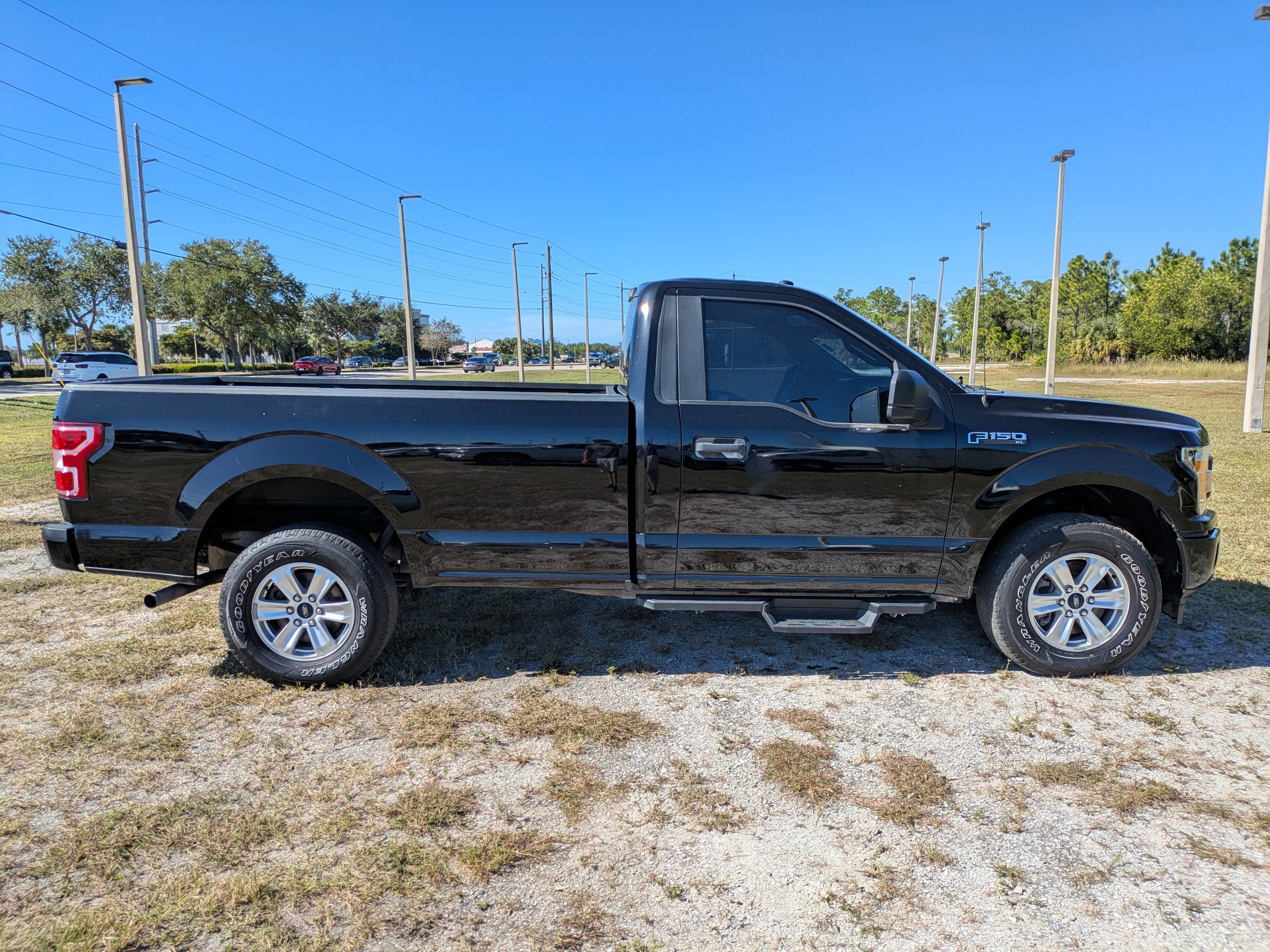 2018 Ford F-150 XL photo 2