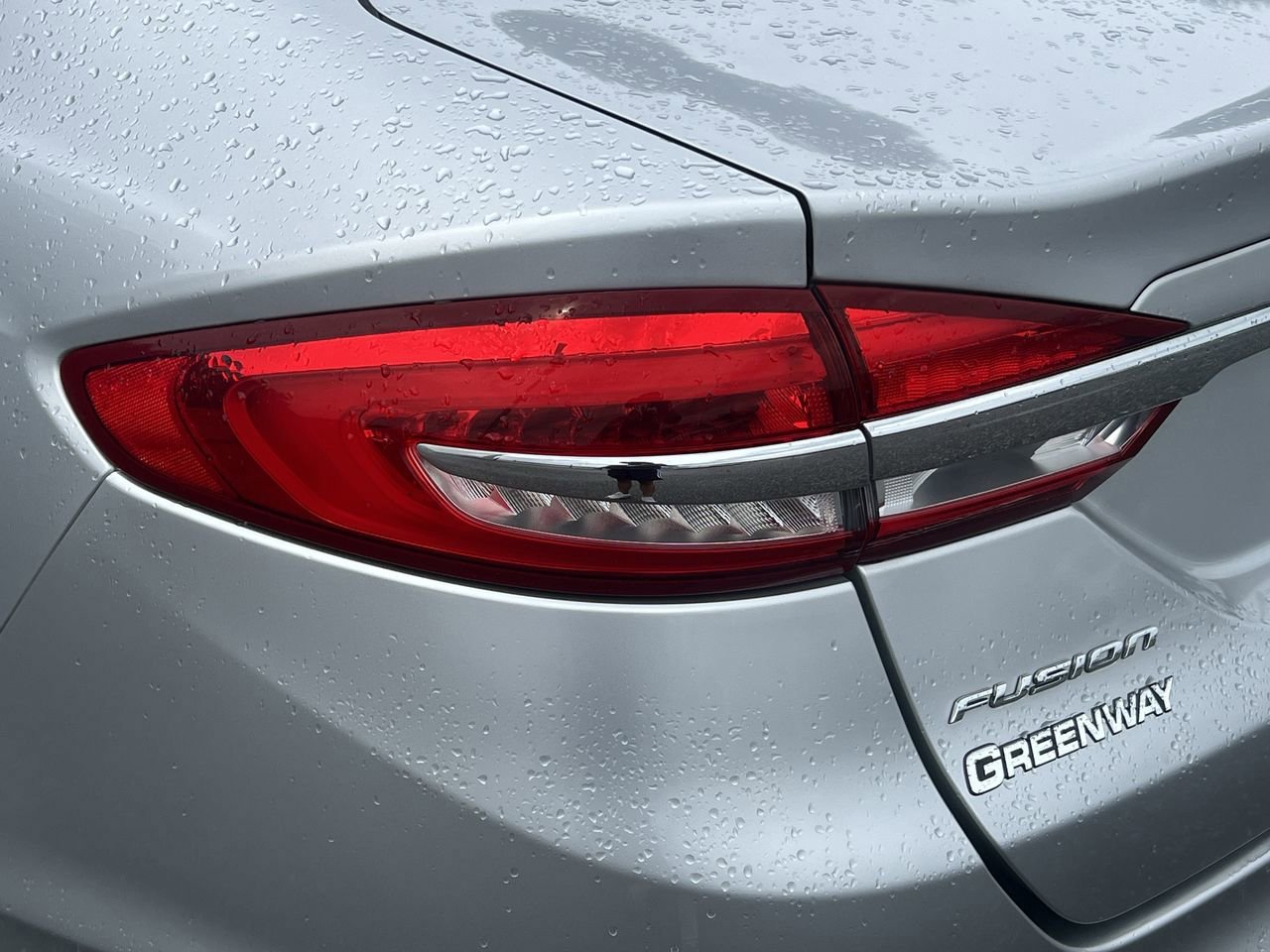 2018 Ford Fusion Hybrid S photo 6