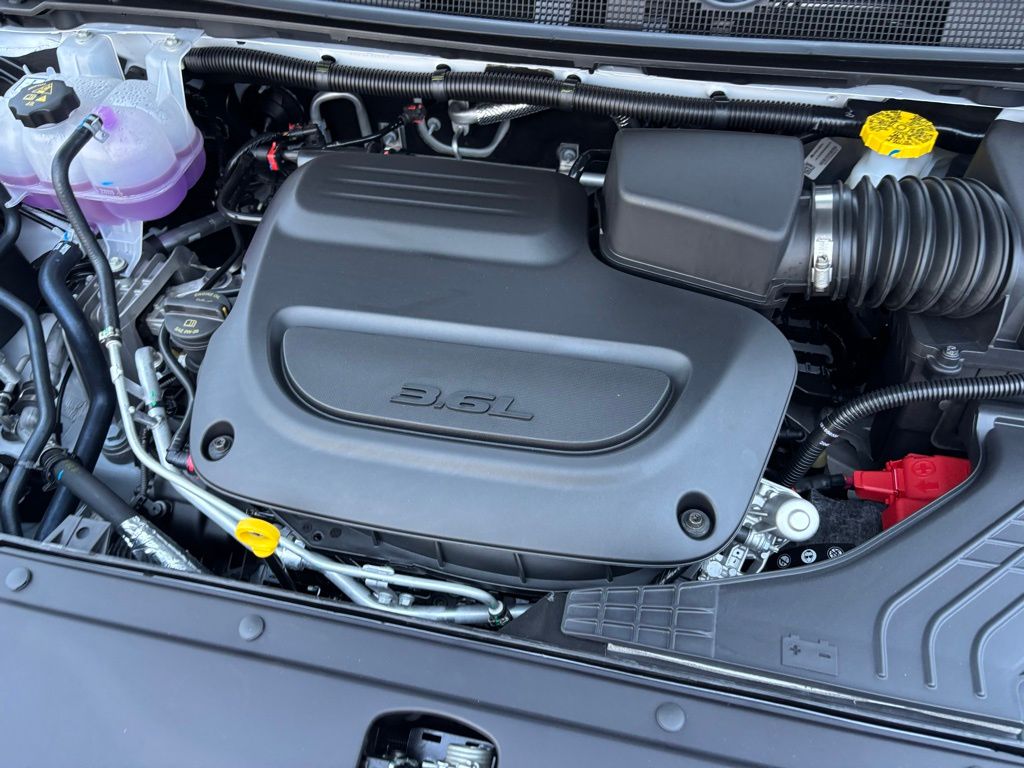 2026 Chrysler Pacifica photo 27