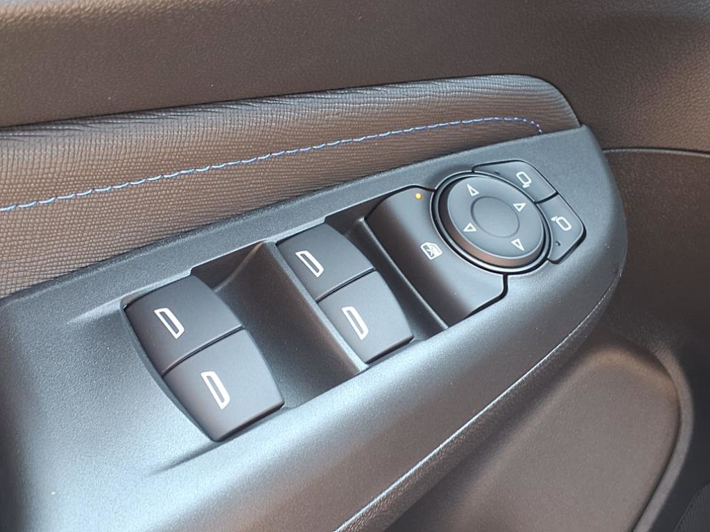 2025 Buick Envista ST photo 10
