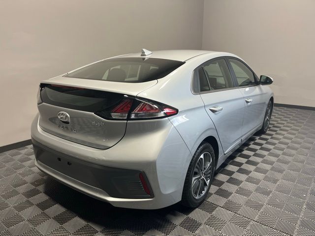 2022 Hyundai Ioniq Plug-In Hybrid SEL photo 4